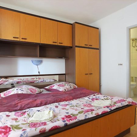 Apartments With A Parking Space Tucepi, Makarska - 6695 Room photo